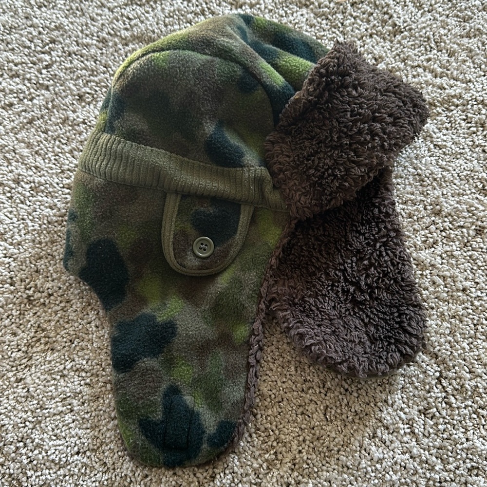 Gap kids winter camo hat